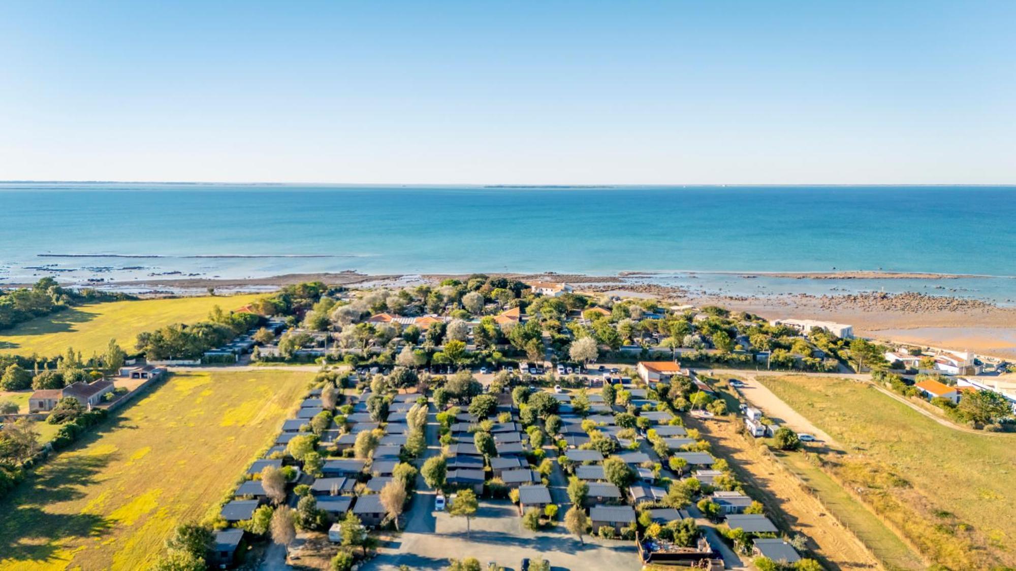 Camping Paradis 4 Etoiles A La Corniche La Rochelle Анґулін-сюр-Мер Екстер'єр фото