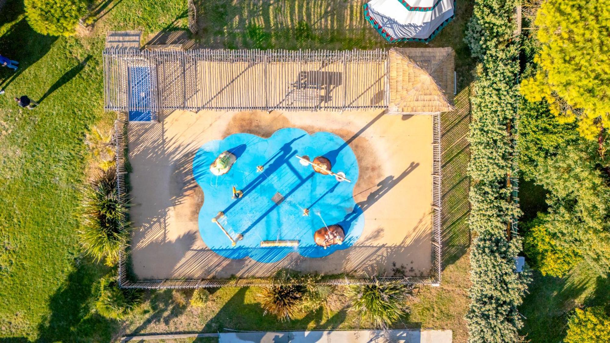 Camping Paradis 4 Etoiles A La Corniche La Rochelle Анґулін-сюр-Мер Екстер'єр фото